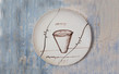 Plat en faience  agrafes   1980   diam 80 cm tiny
