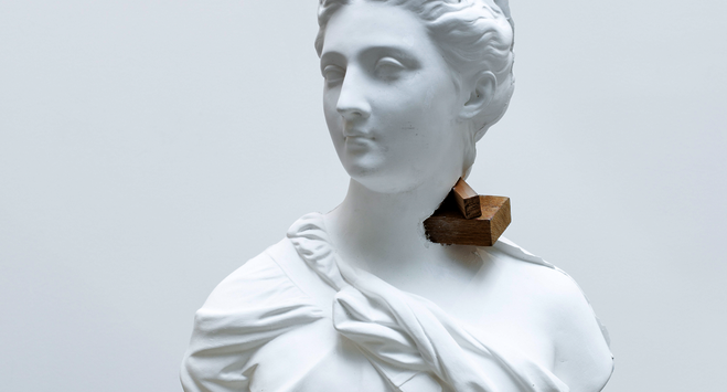 Broken Idols - Maëlle Galerie