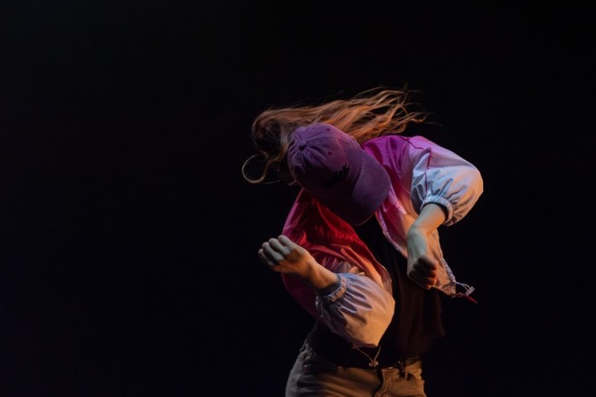 Descendre - Centre Wallonie–Bruxelles