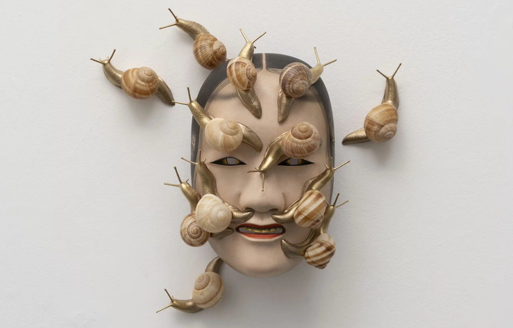 Vue de l’exposition Théo Mercier, I Swallow Your Tears, galerie Mor Charpentier, Paris, 2025
