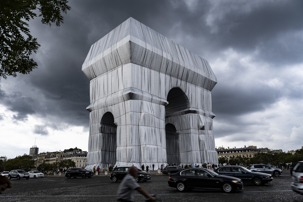 Christo jeanne claude 18 medium