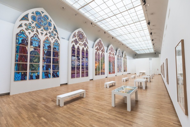 Claire tabouret grand palais 4 medium