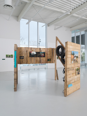 Vue de l’exposition Antoine Bertron, Terrains en partage, Pontault-Combault, 2026